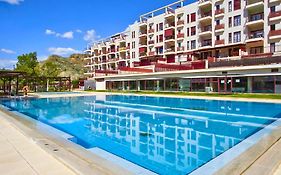 Balnea Experiences - Apartamentos con Piscina Exterior, Jacuzzi y Gimnasio